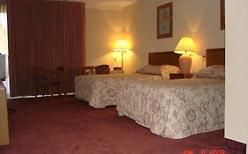 Amerihill Inn & Suites Greensboro